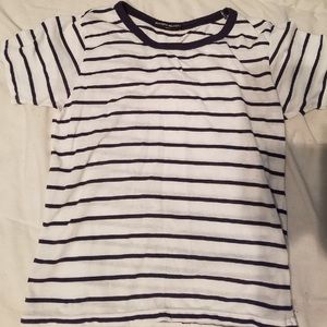 navy&white striped t-shirt